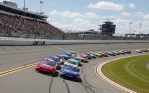 Wie lange dauert ein NASCAR-Rennen?