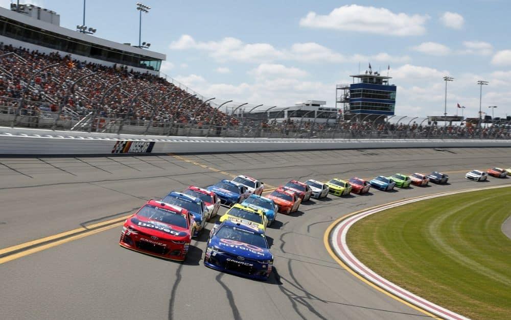 Wie lange dauert ein NASCAR-Rennen?